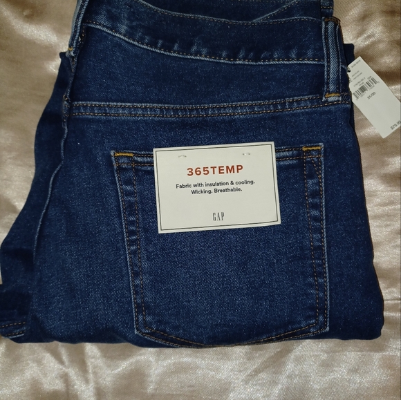 GAP Other - 365 Temp Gap jeans 👖